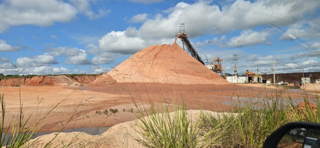 mineração da melhor areia de quartzo de São Paulo na Dibloco Umidade e teor de finos em areia de quartzo